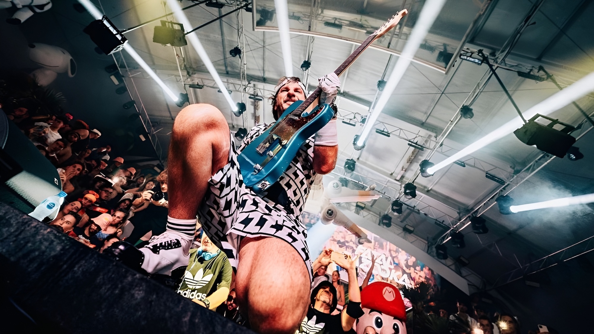 kermesse-festival-stars-annees-2000-kmaro-tragedie