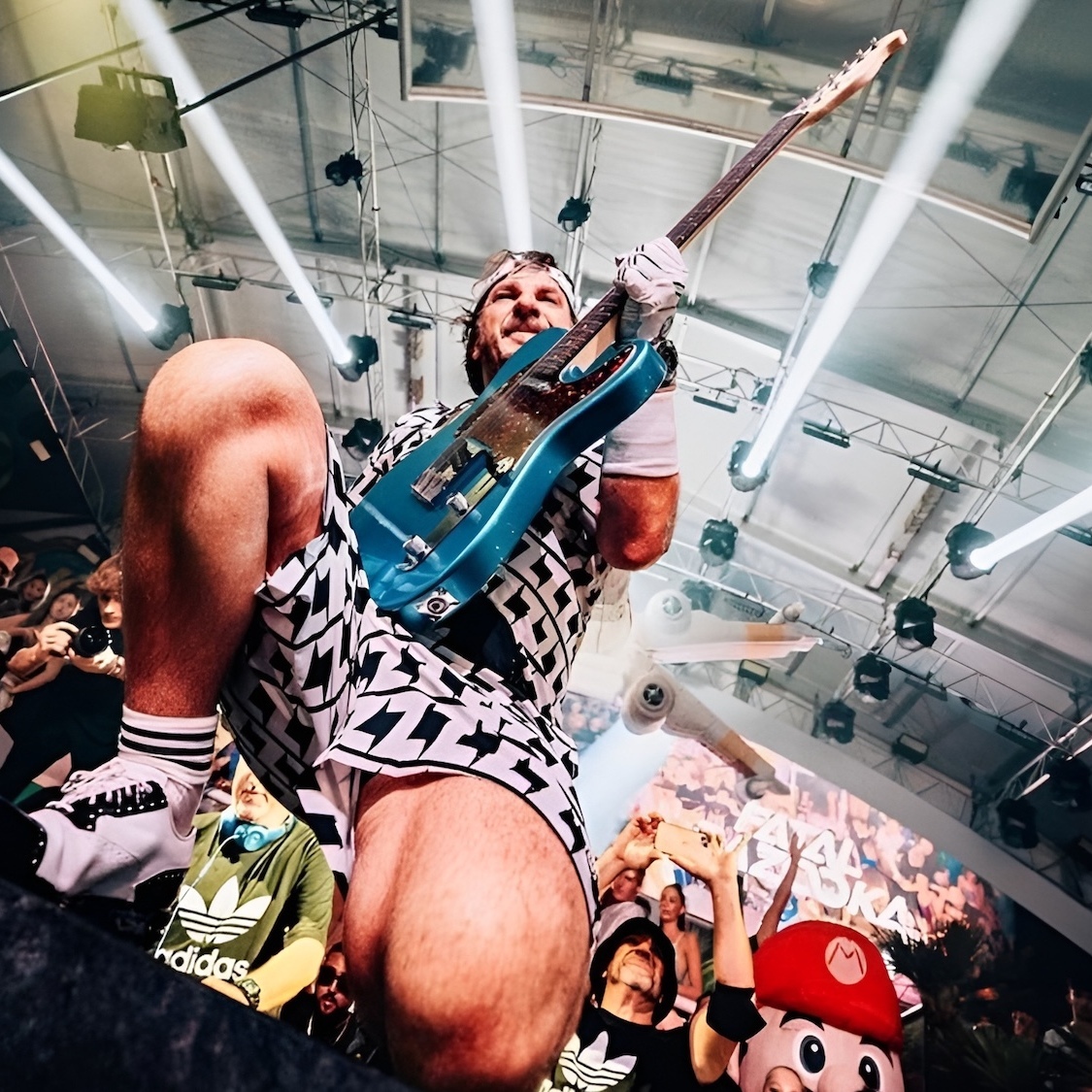 A festival dedicated to the stars of the 2000s featuring <i>K-Maro</i>, <i>Tragédie</i>, and <i>Fatal Bazooka</i> is coming to Lyon! kermesse-festival-stars-annees-2000-kmaro-tragedie