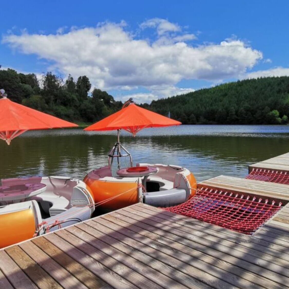 bouees-lac-bois-foret