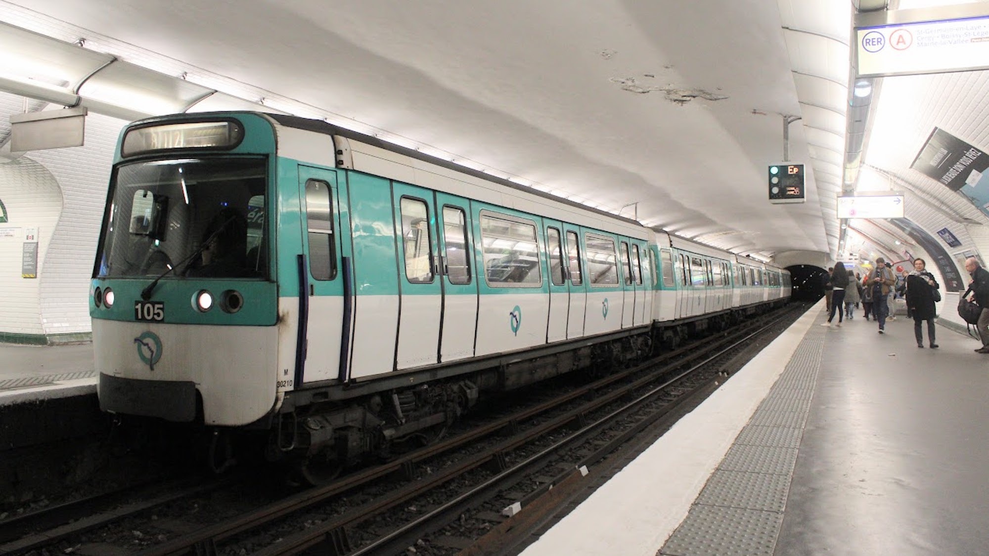Métro : c'est officiel, la ligne 8 n’est plus la pire de Paris mf77-ligne-8-ope-ra-31105