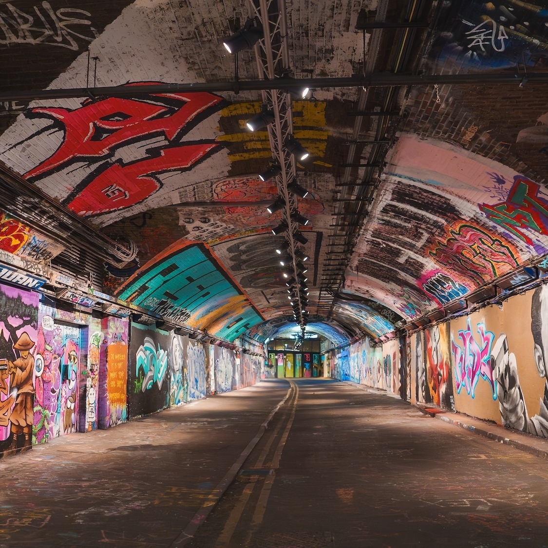 shutterstock-2561972865