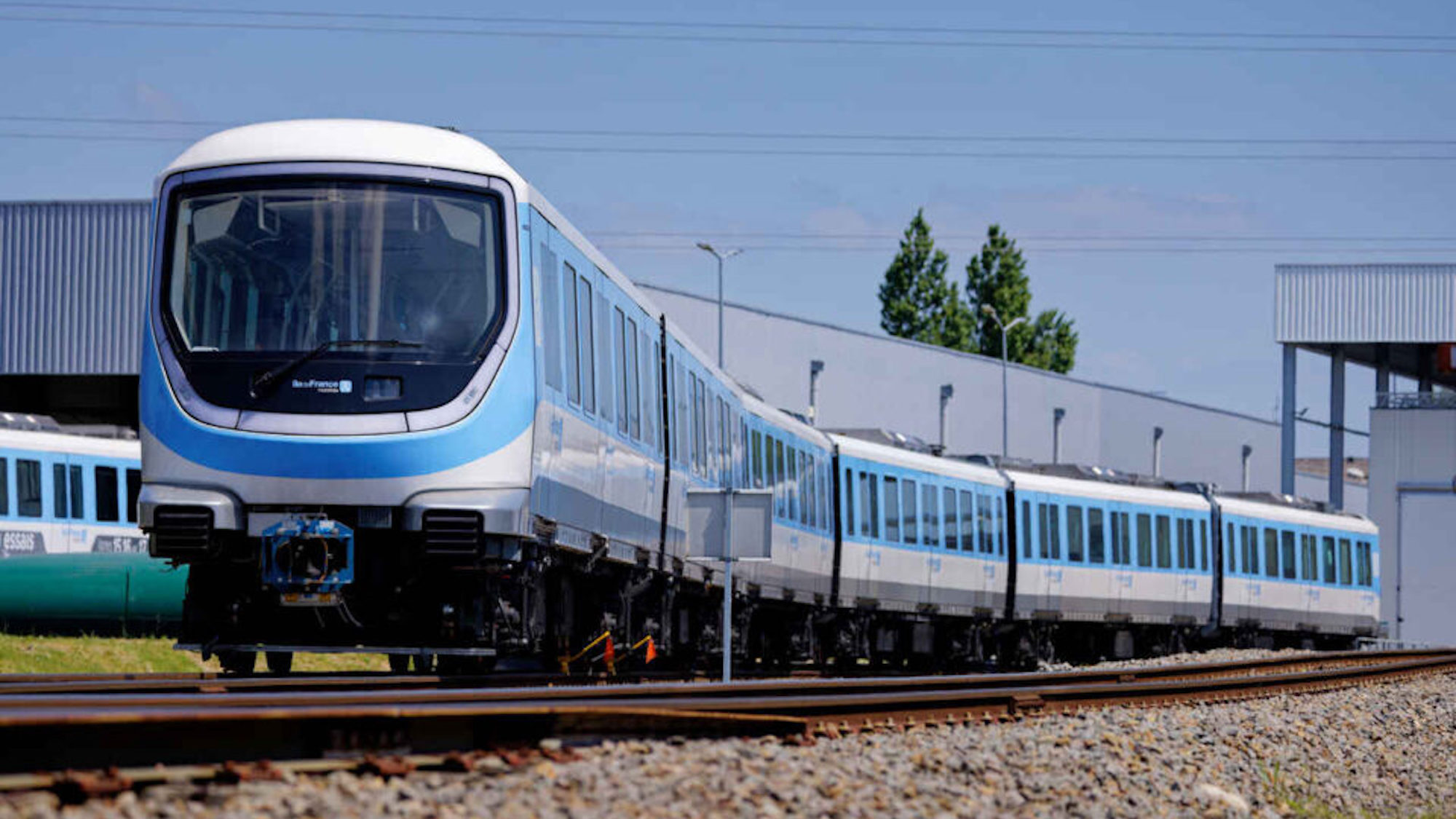 187982-decouverte-du-materiel-roulant-de-la-ligne-