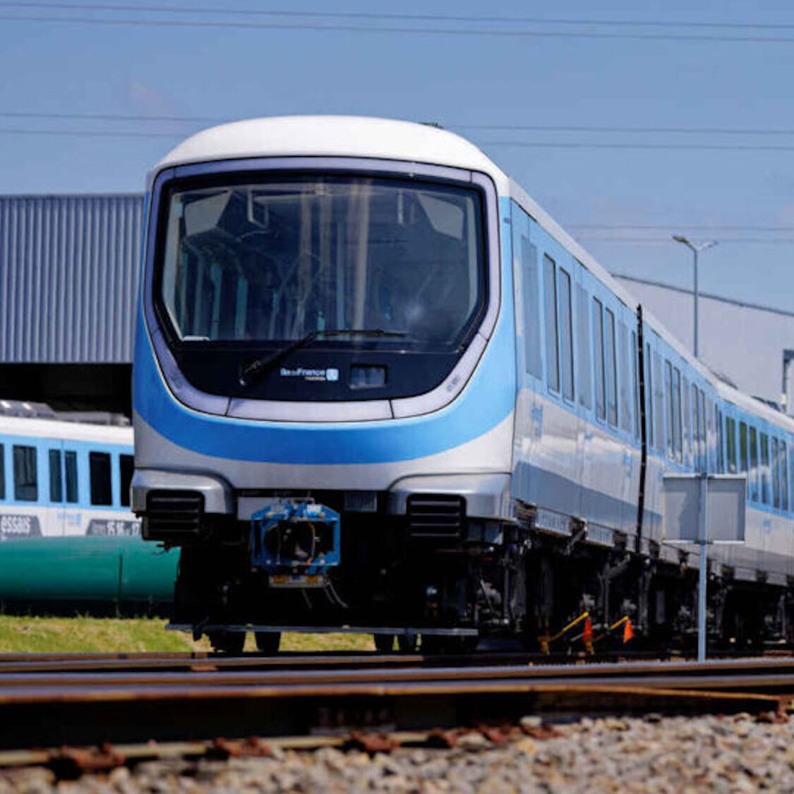 187982-decouverte-du-materiel-roulant-de-la-ligne-