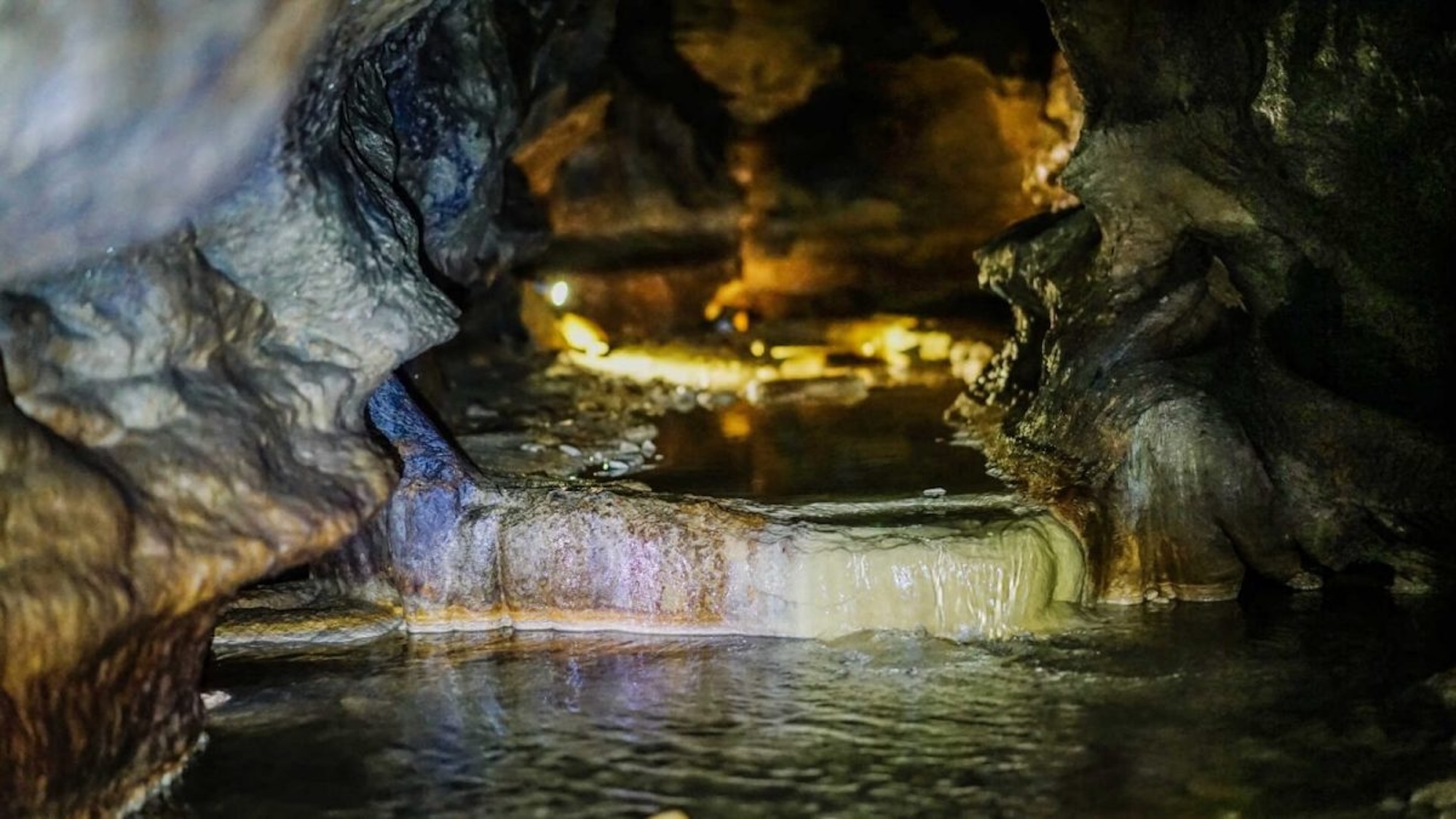 grotte-celestine-a-rauzan