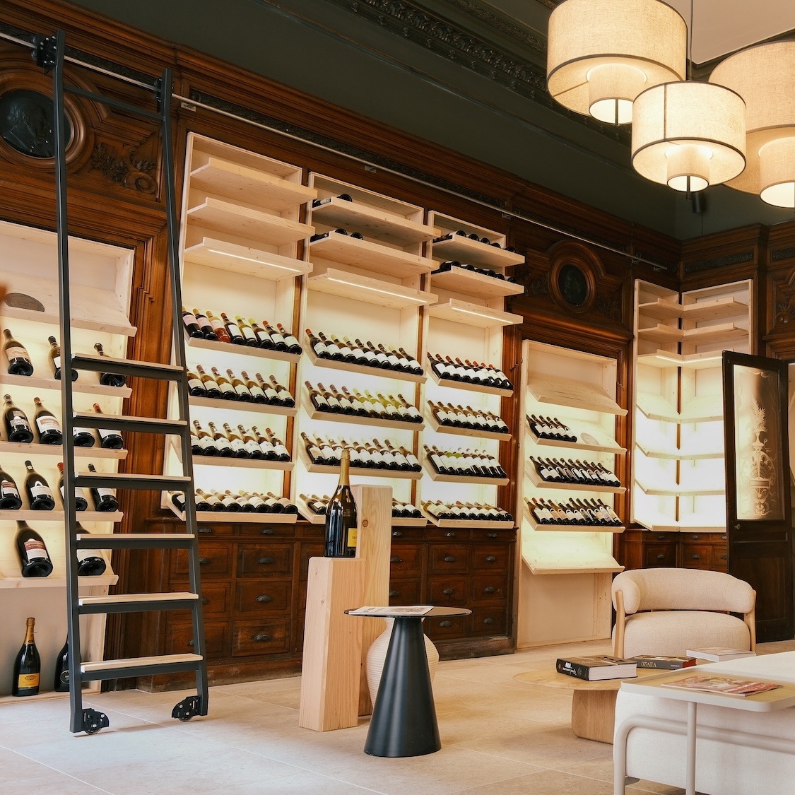 Maison Héritage & Co, la sublime cave et épicerie lyonnaise qui réinvente l’art de raconter le vin maison-heritage-co-cave-vin-art-lyon