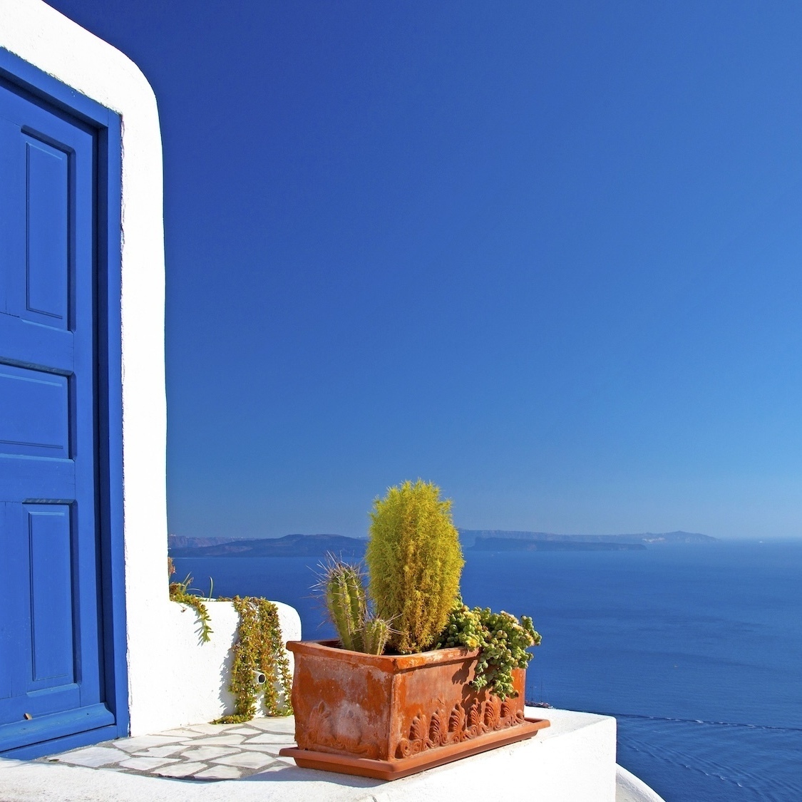 santorini-greece-3-photo-p-laskarakis-1-2-2000