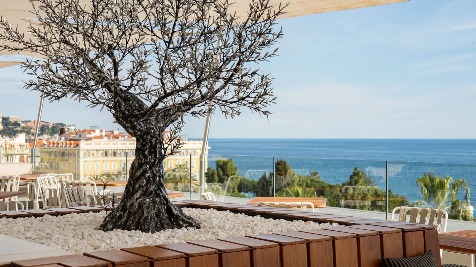 taulissa-rooftop-meilleure-vue-nice-360