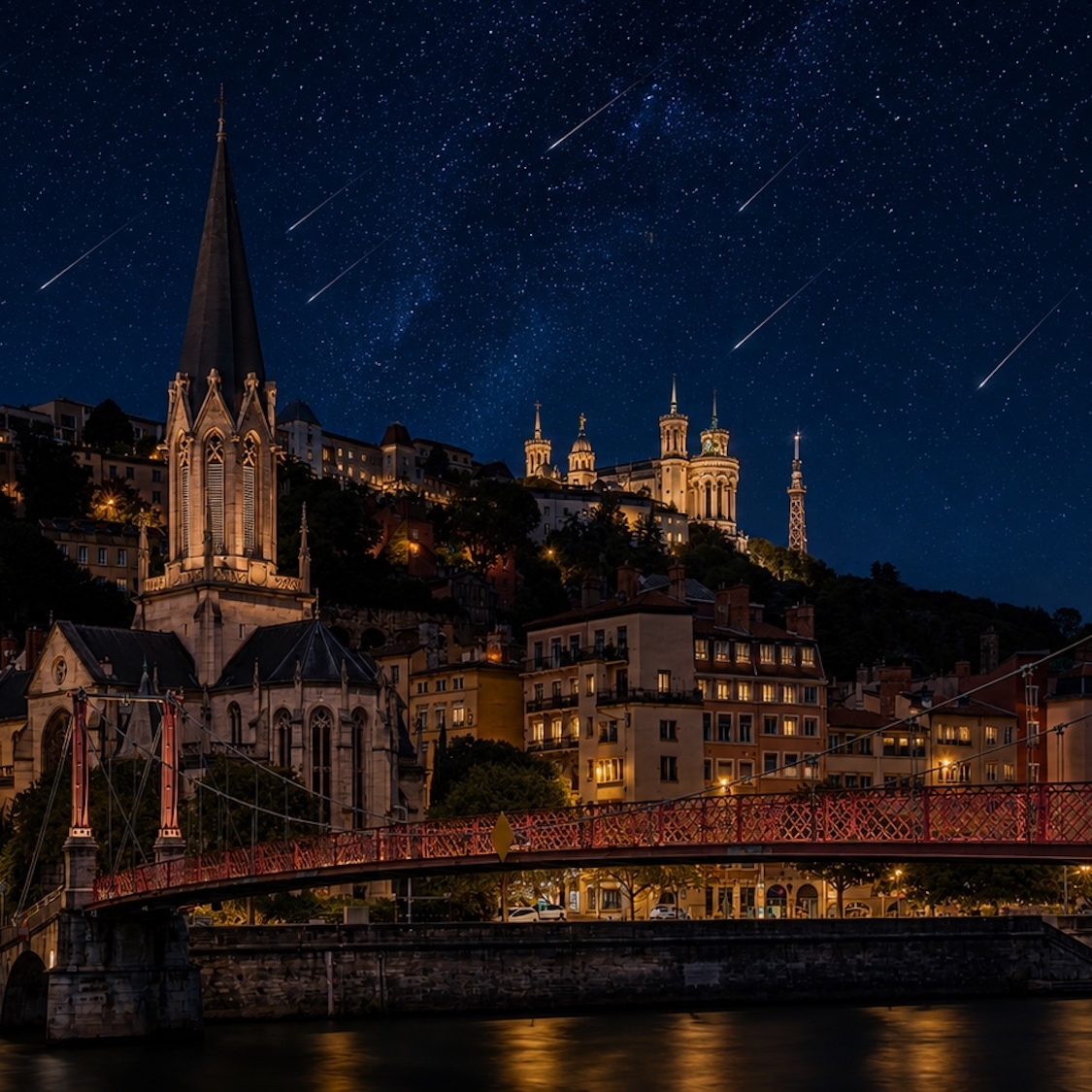incroyable-pluie-etoiles-filantes-ciel-lyon-aout