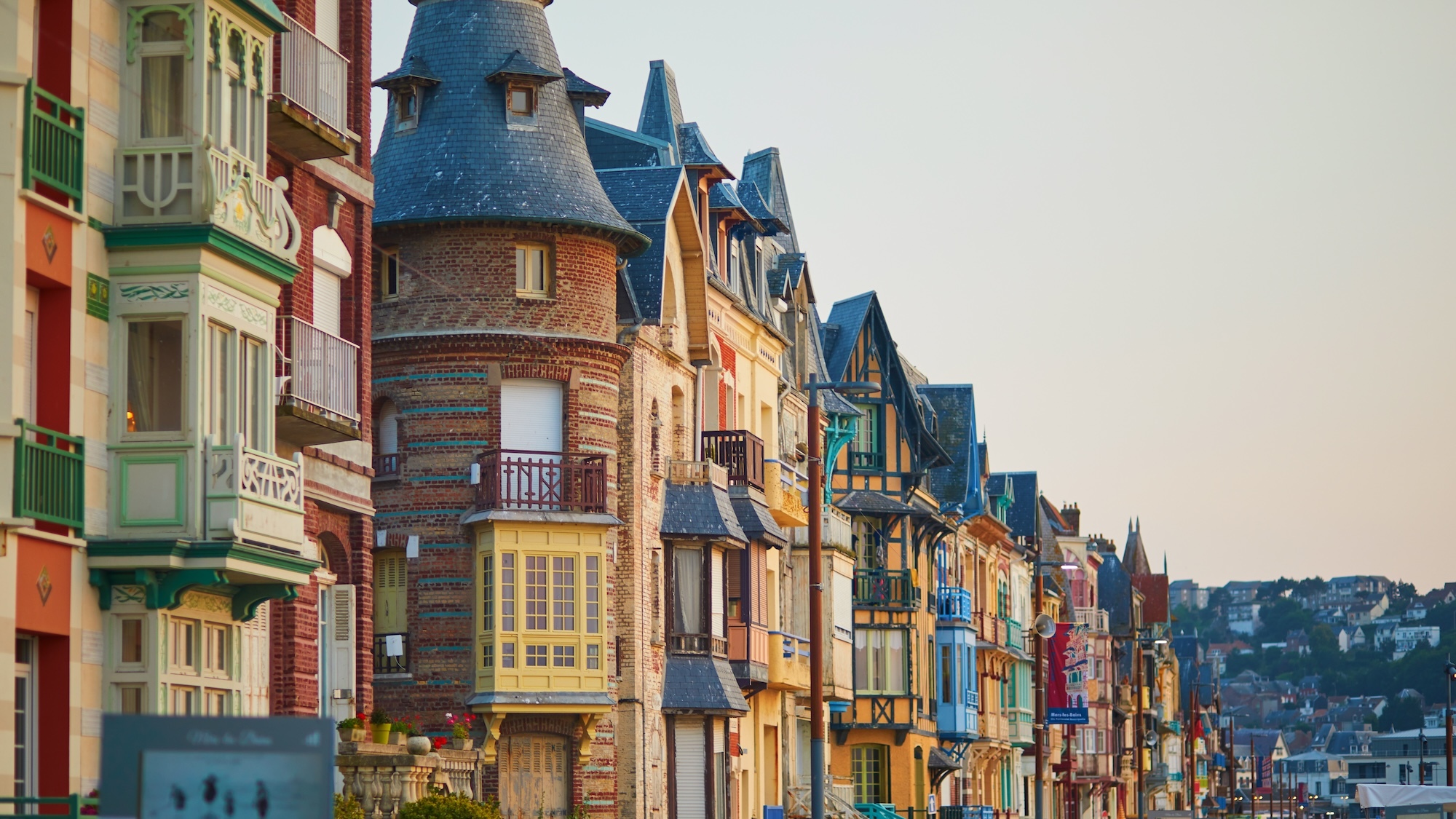 mers-les-bains-ekaterina-pokrovsky-shutterstock