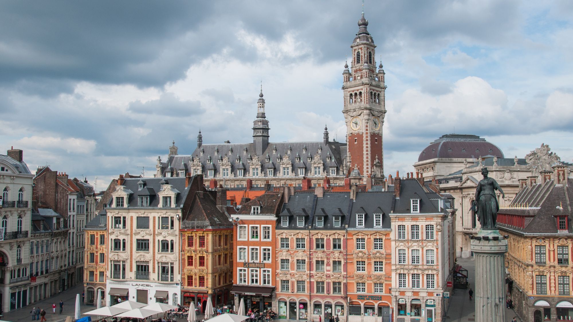 beffroi-ville-batiments-ciel