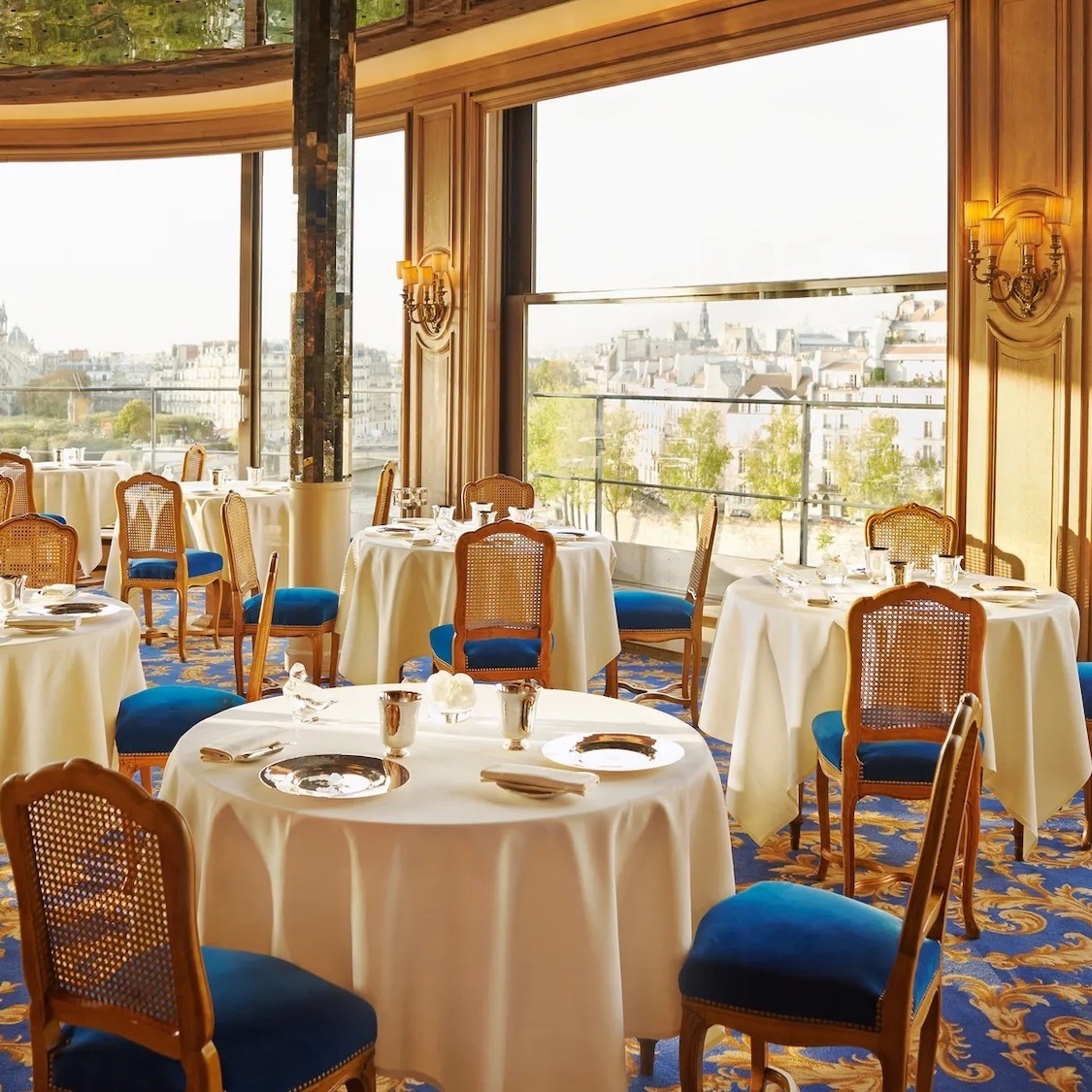 la-20tour-20d-argent-20paris-la-20salle-20jour-20-