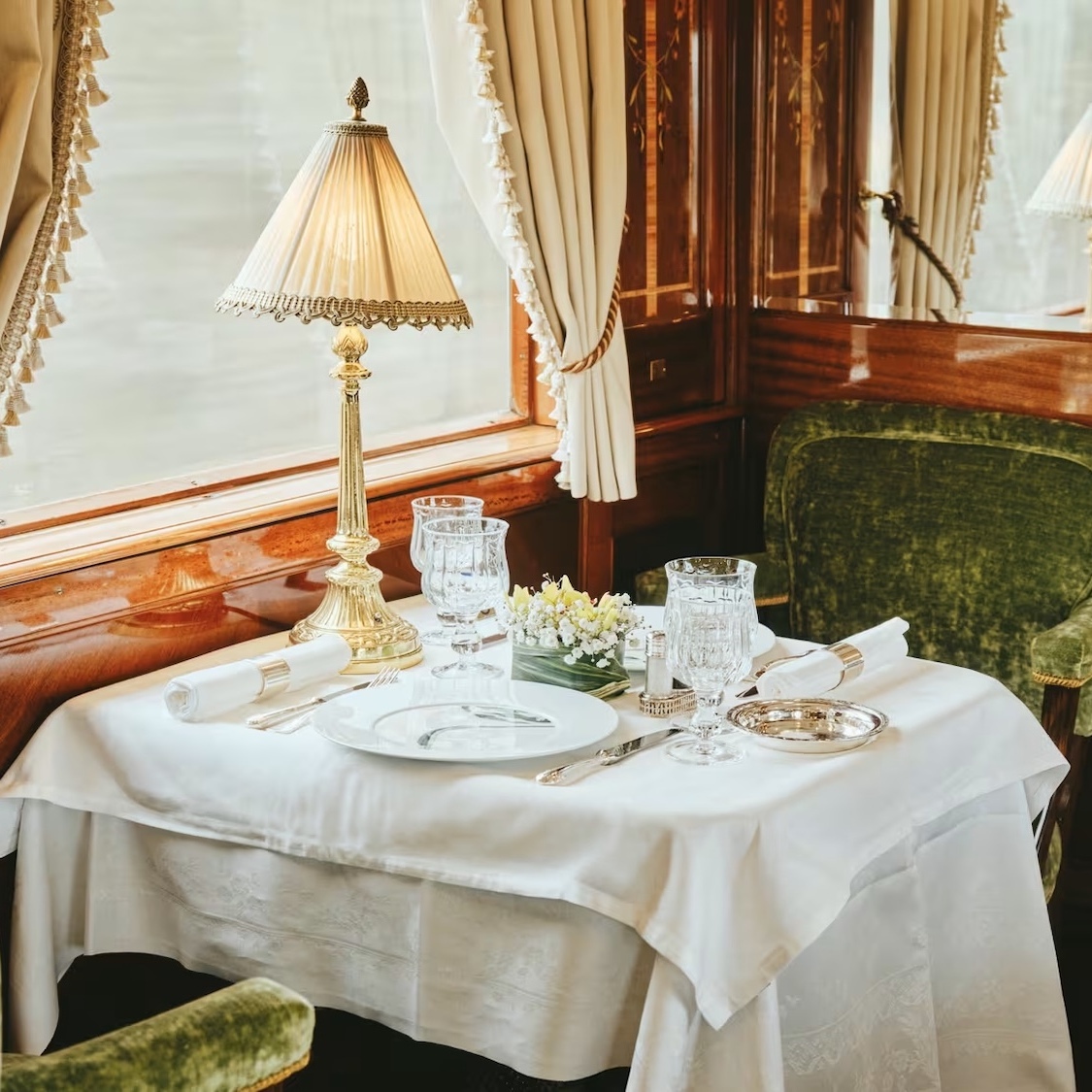 restaurant-ephmere-orient-express-lyon