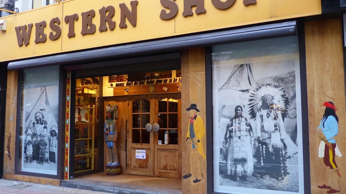 Après 36 ans d'existence, ce magasin mythique et unique s’apprête à ...