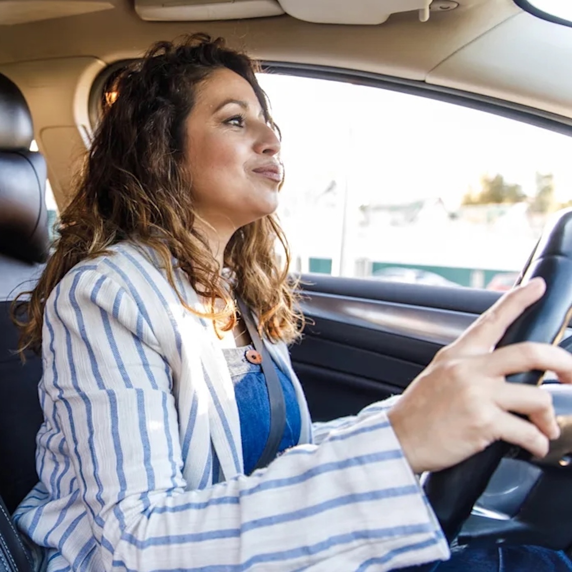 Uber déploie un service de taxis entièrement dédiés aux femmes à Lyon uber-by-women-taxi-femmes-lyon