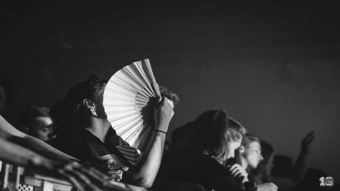 le-bon-air-2025-10-ansmais-en-noir-et-blanc-big-fl