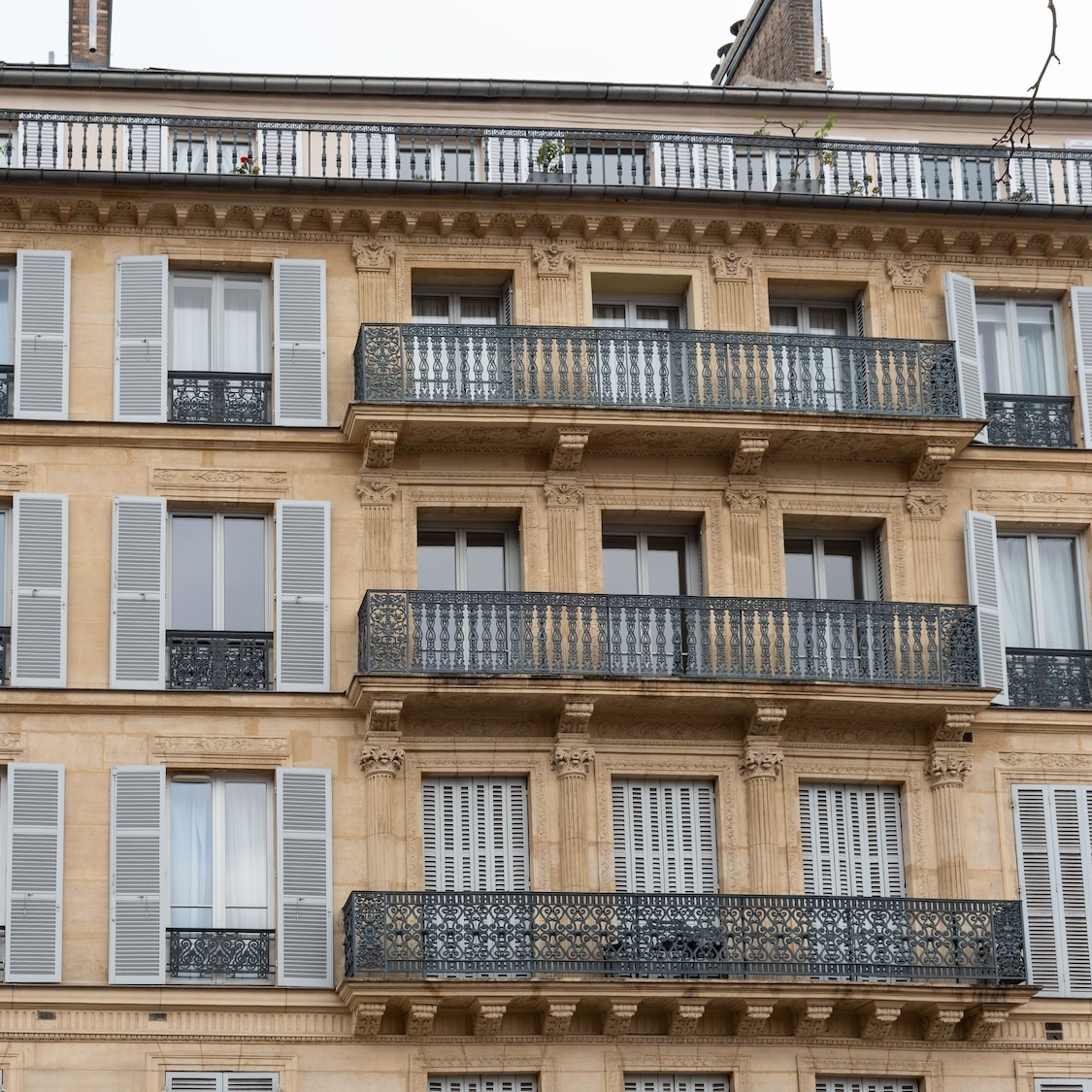 Un 24 m² à 10 000 € dans le Marais : ces ventes immobilières battent tous les records immeuble