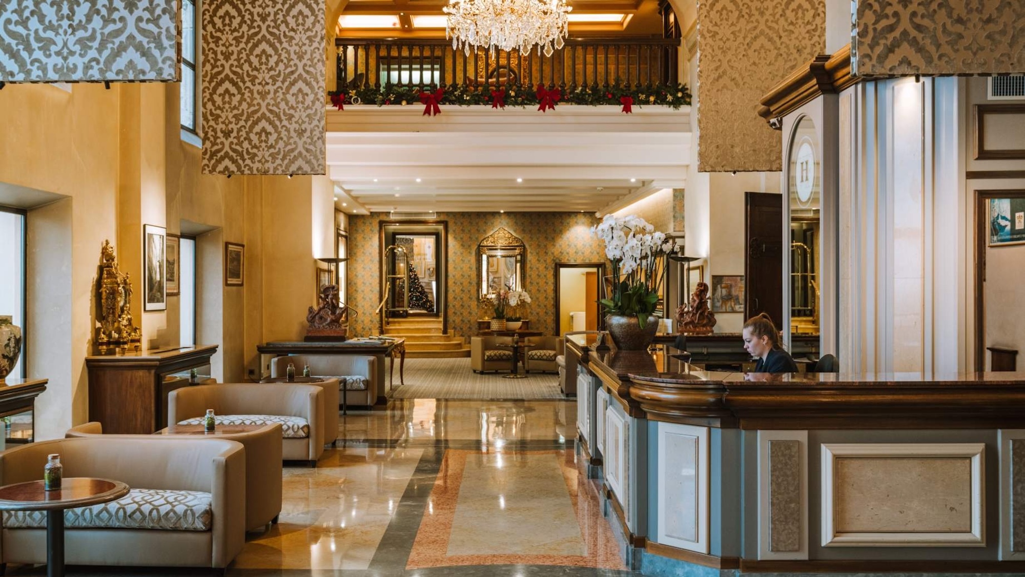 hotel-5-etoiles-villa-florentine-lyon-vente-encher