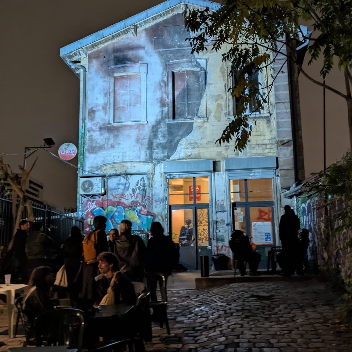 Des concerts gratuits 365 jours par an dans cette ancienne gare parisienne gare-jazz