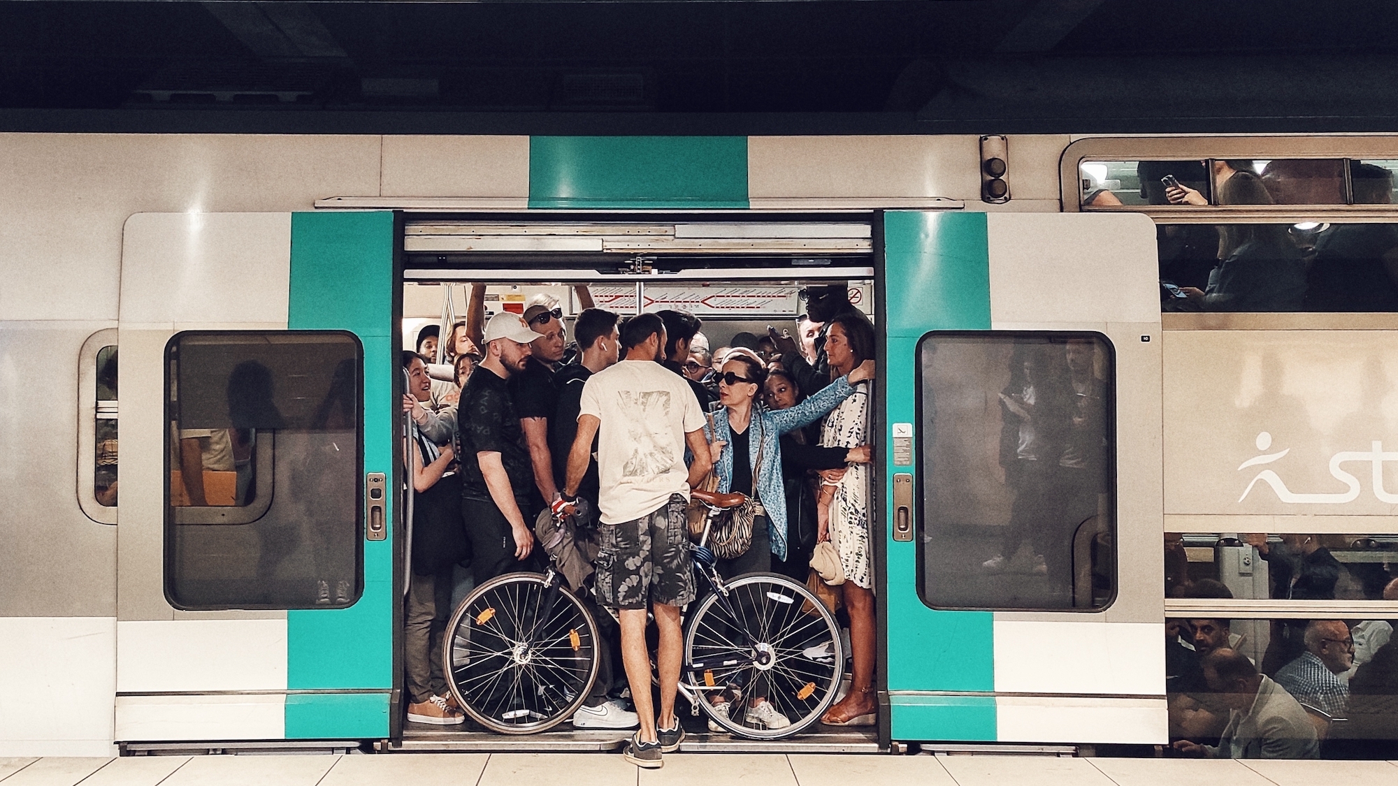 shutterstock-2384226505