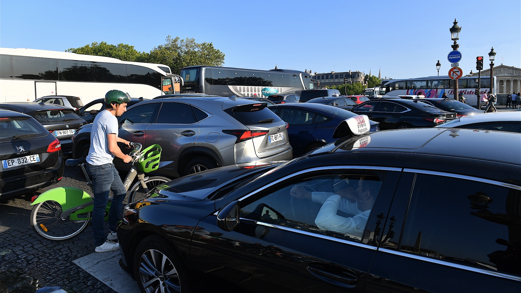 shutterstock-2313650503