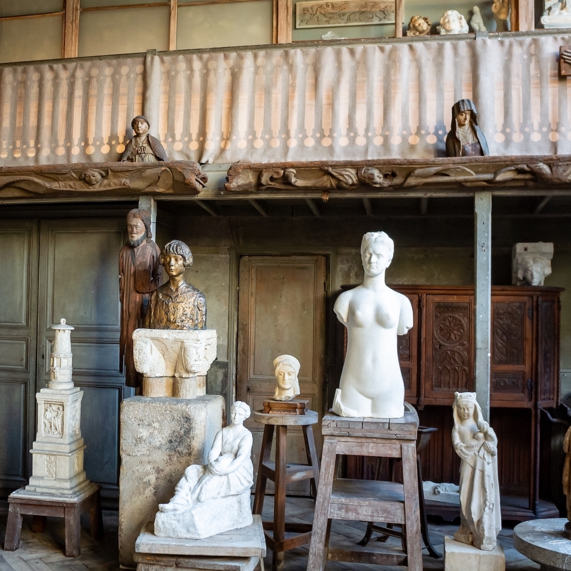 5 hidden museums for a crowd-free visit in Paris! shutterstock-2365404247