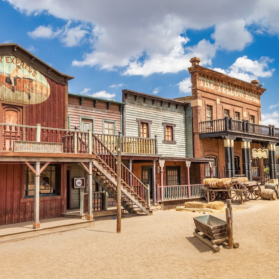 À 1h de Lyon, ce festival va vous plonger dans un décor immersif digne des plus grands westerns a-1h-lyon-nouveau-festival-ranch-immersif-westerns