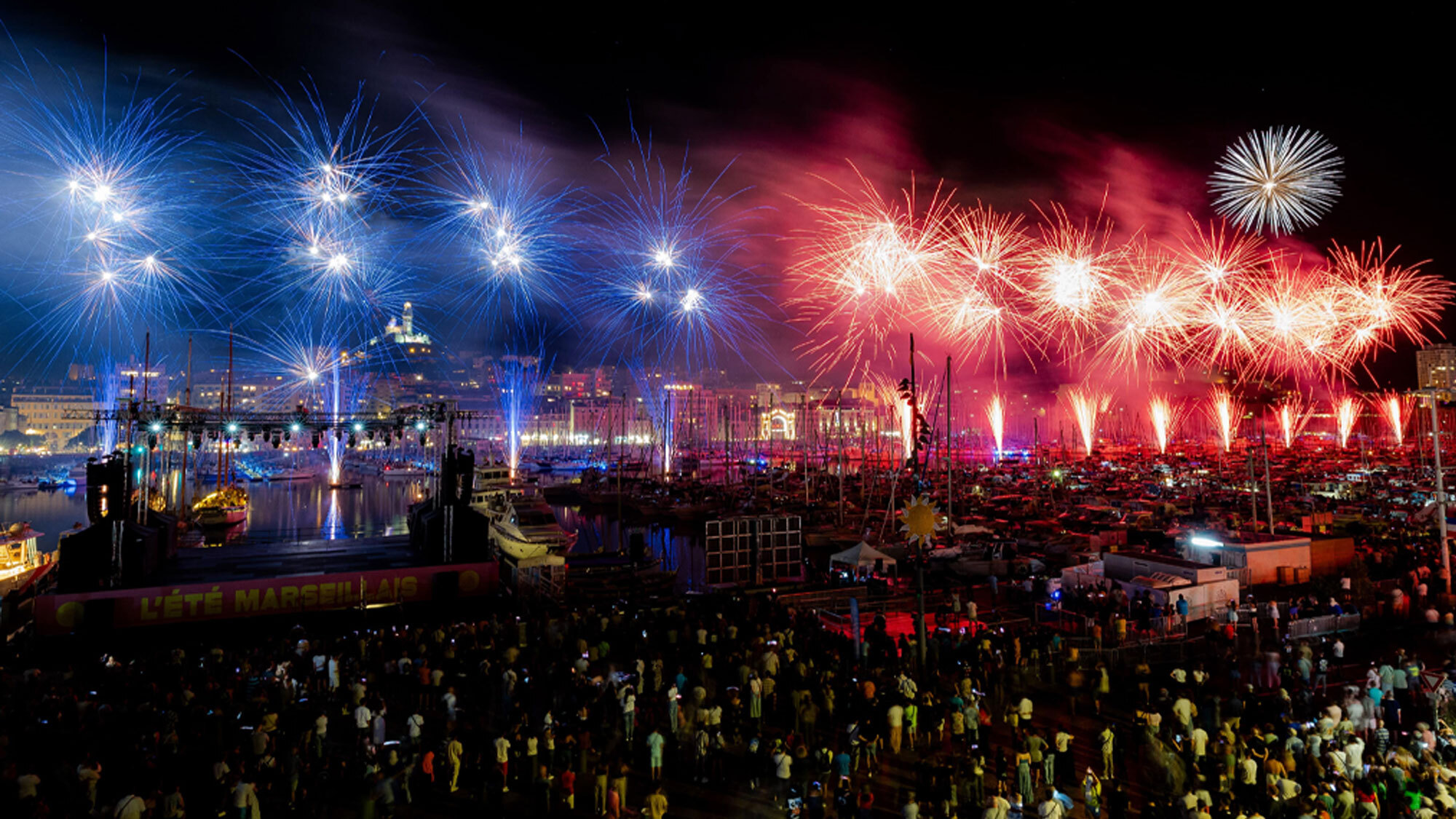 feu-d-artifice-14-juillet-marseille-13-juillet