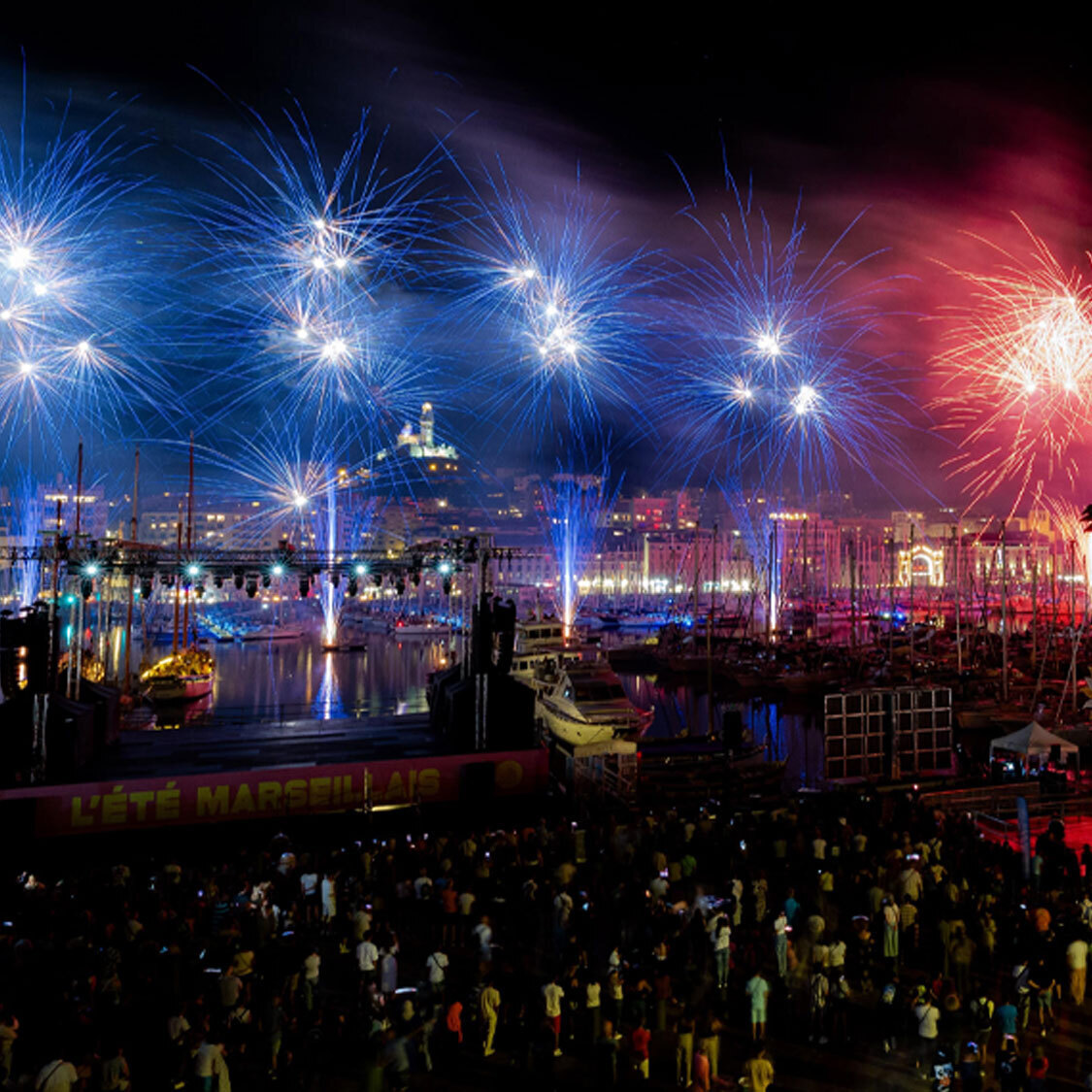 feu-d-artifice-14-juillet-marseille-13-juillet