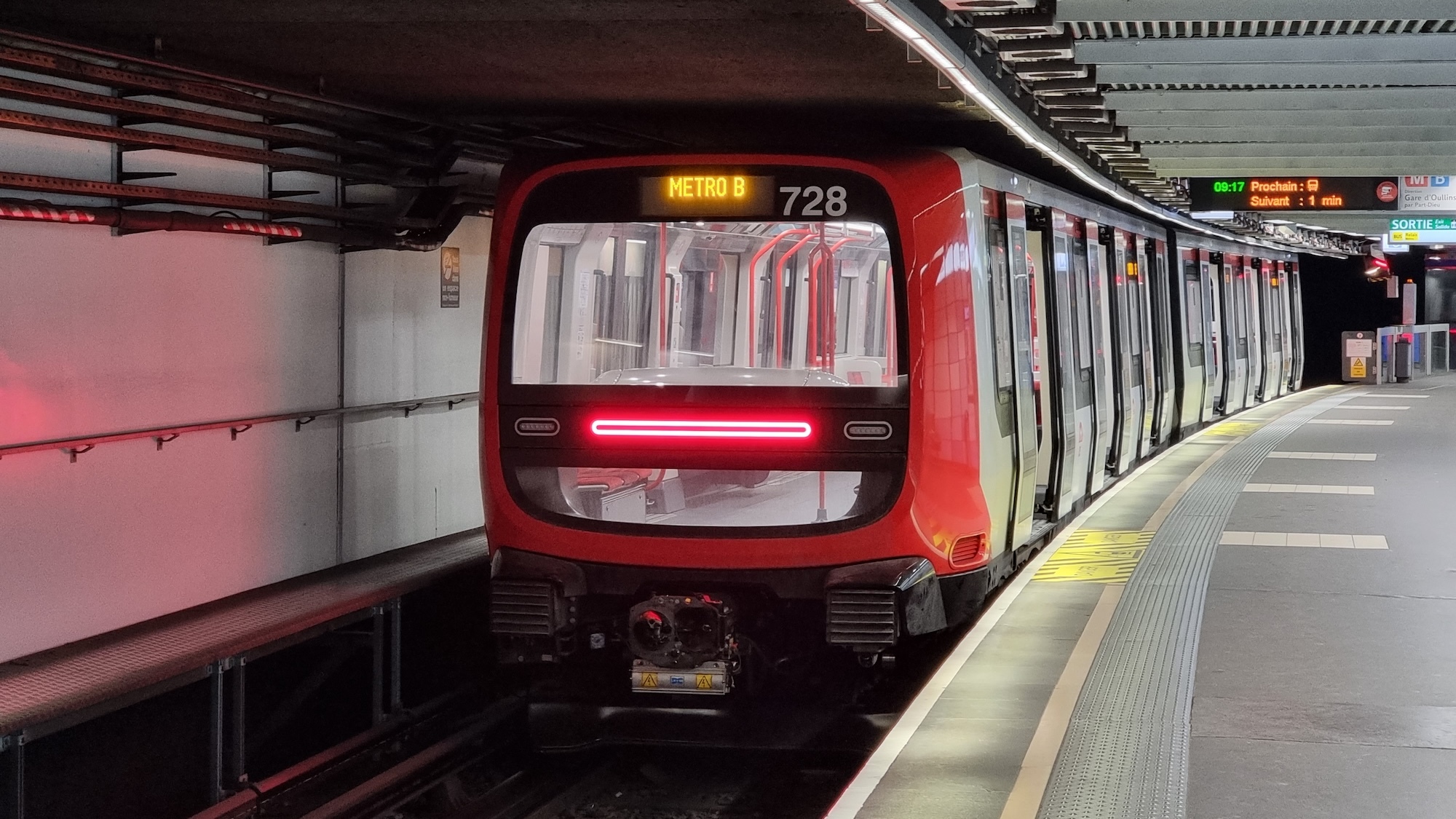 ligne-b-metro-lyon-interrompue-deux-soirees-cette-