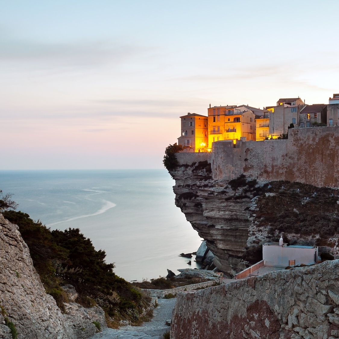Voici les 10 villes les plus photogéniques de France pour s'évader cet été shutterstock-598791971