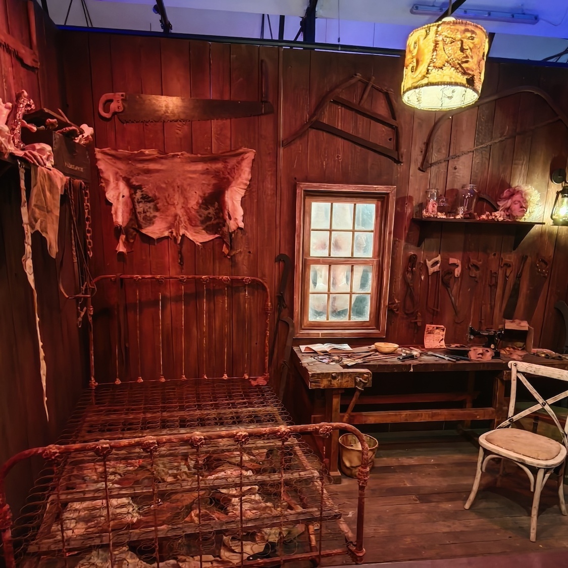 exposition-immersive-serial-killers-bruxelles