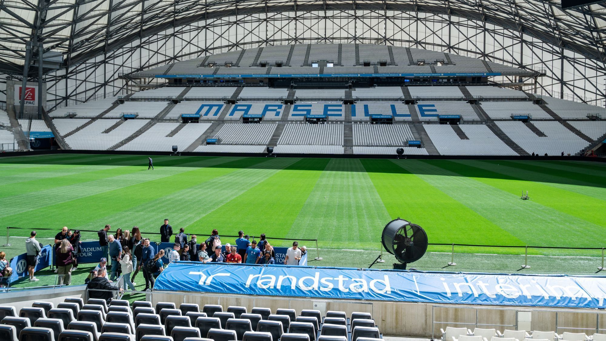 om-tour-marseille-visite-ete-2-2000