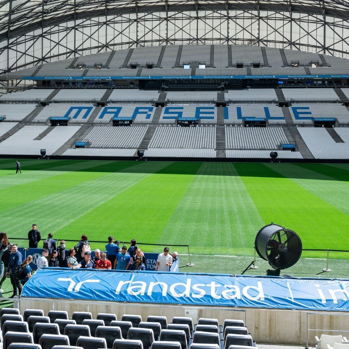 om-tour-marseille-visite-ete-2-2000