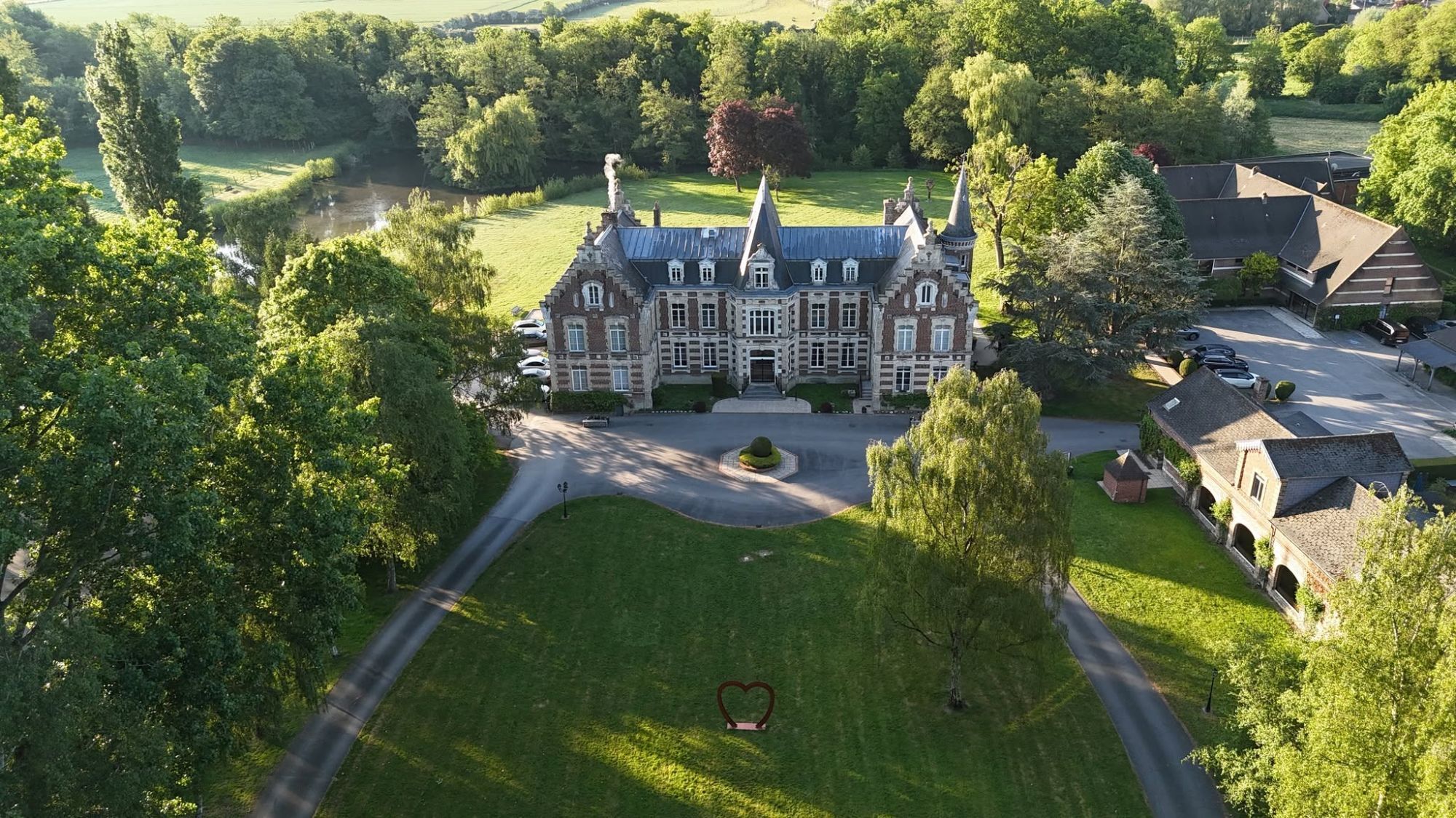 chateau-arbres-parc