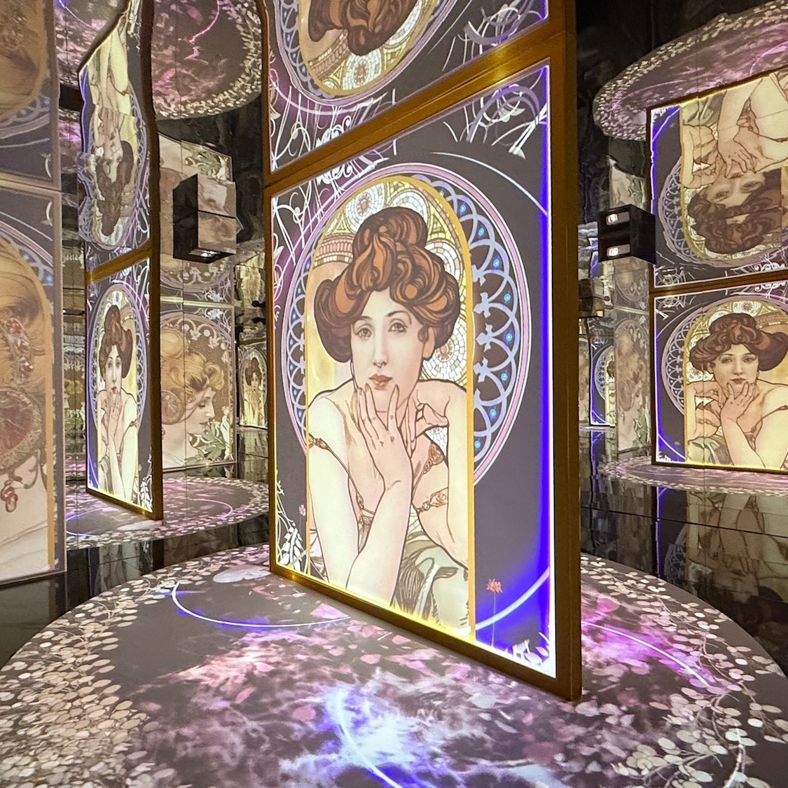 alphonse-mucha-art-nouveau-exposition-lyon