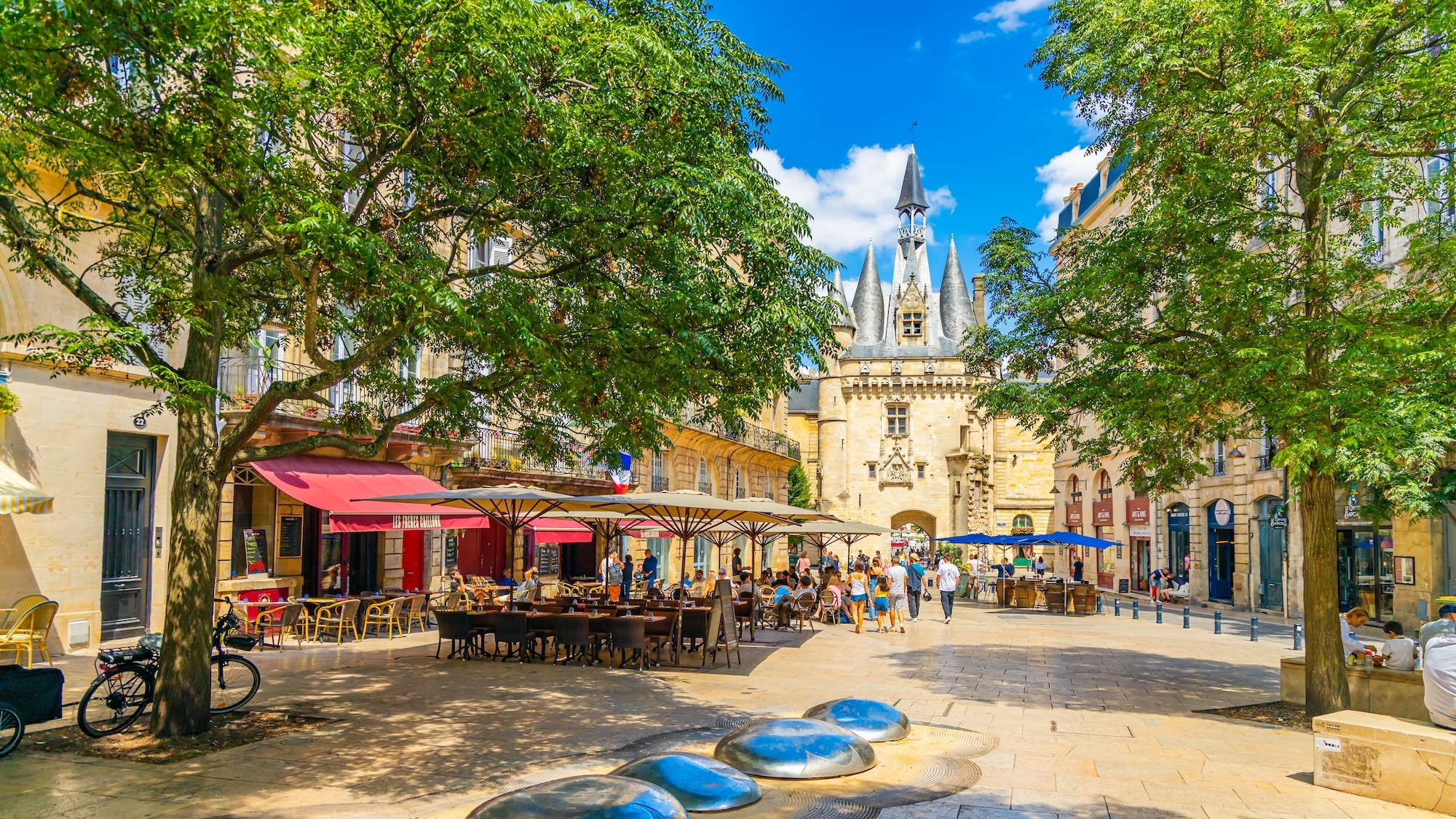 Bordeaux vient d'être élue meilleure ville de France pour télétravailler selon une étude terrasse-bordeaux-teletravail