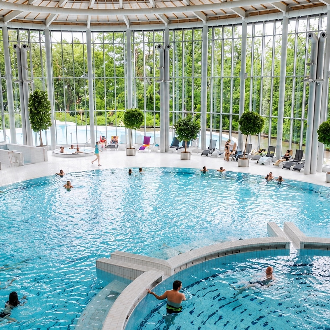 a-1h30-bruxelles-ces-thermes-perchees-ardennes-son