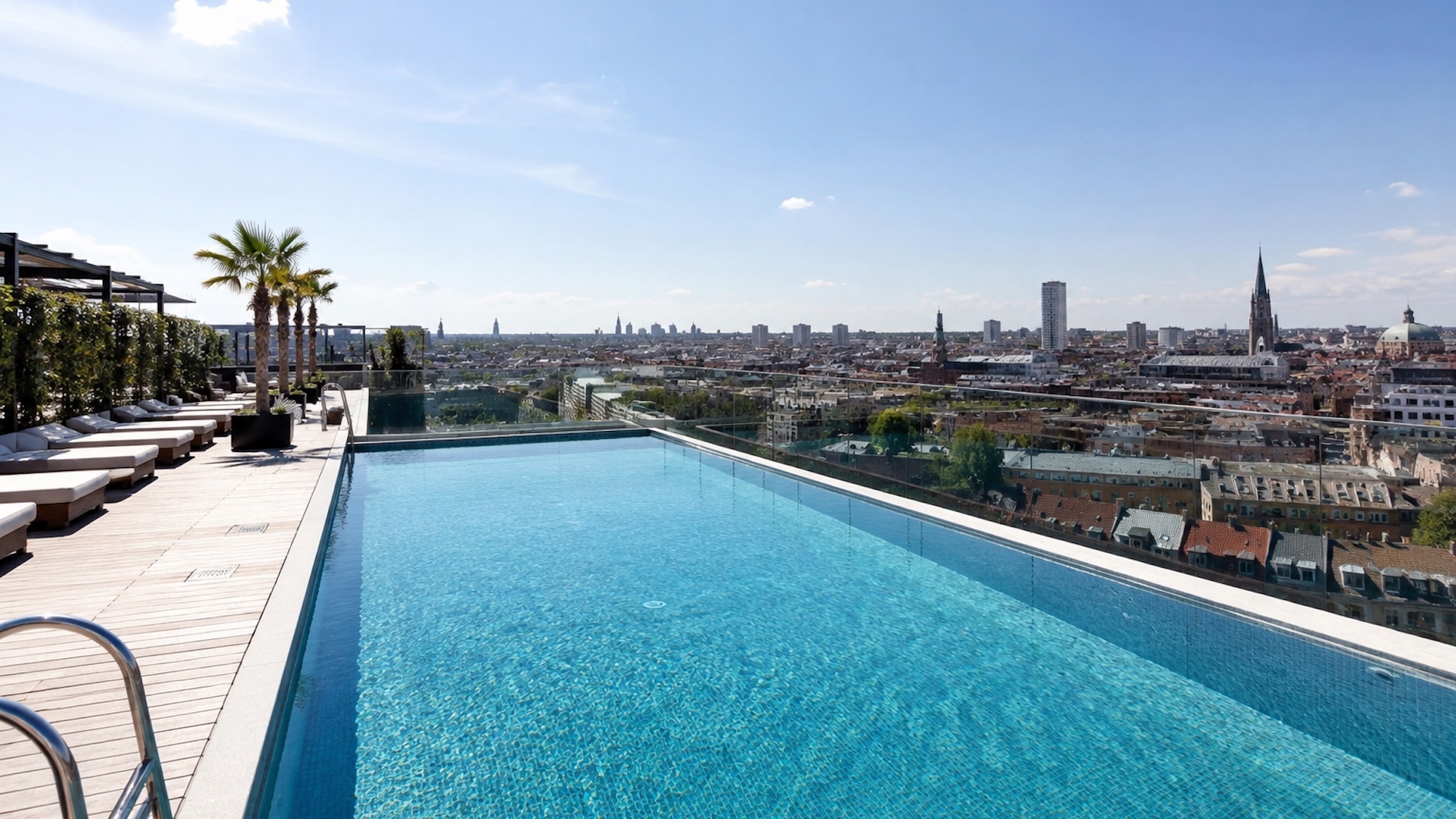 piscine-geante-toit-projet-plus-fou-bruxelles-se-p