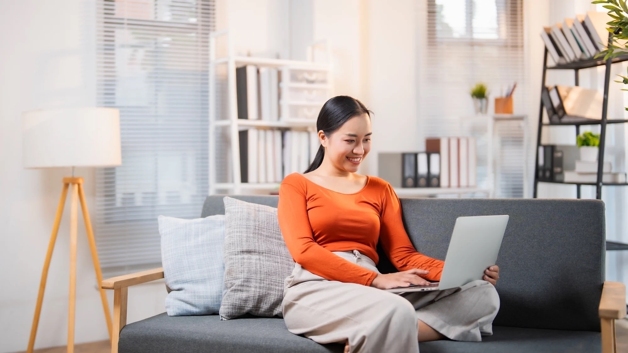 6 astuces pour faire des économies en achetant en ligne shutterstock-2743407143-2-2000