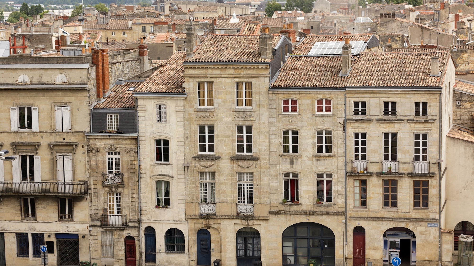 Bordeaux figure parmi les 10 meilleures villes de France pour acheter un logement étudiant pour moins de 150 000€ appartement-bordeaux