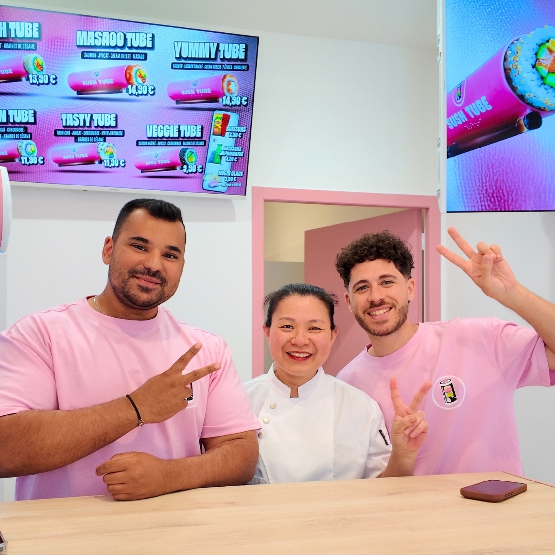 Ce nouveau phénomène food qui affole les réseaux vient d’ouvrir à Dijon des-sushis-en-tube-de-barque-a-dijon
