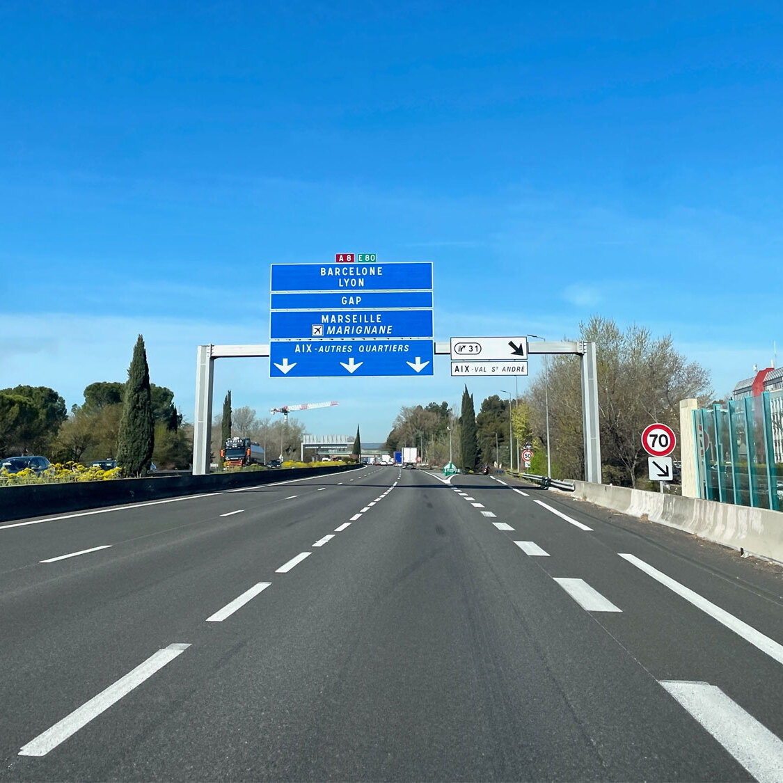 autoroute-ferme-e-marseille