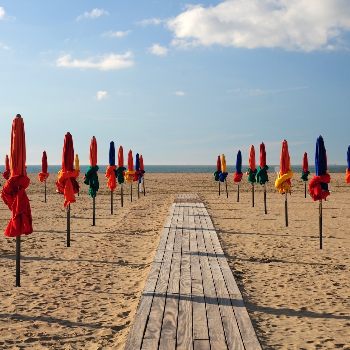 Les 6 plus belles plages à moins de 2h30 de Paris shutterstock-2364829201