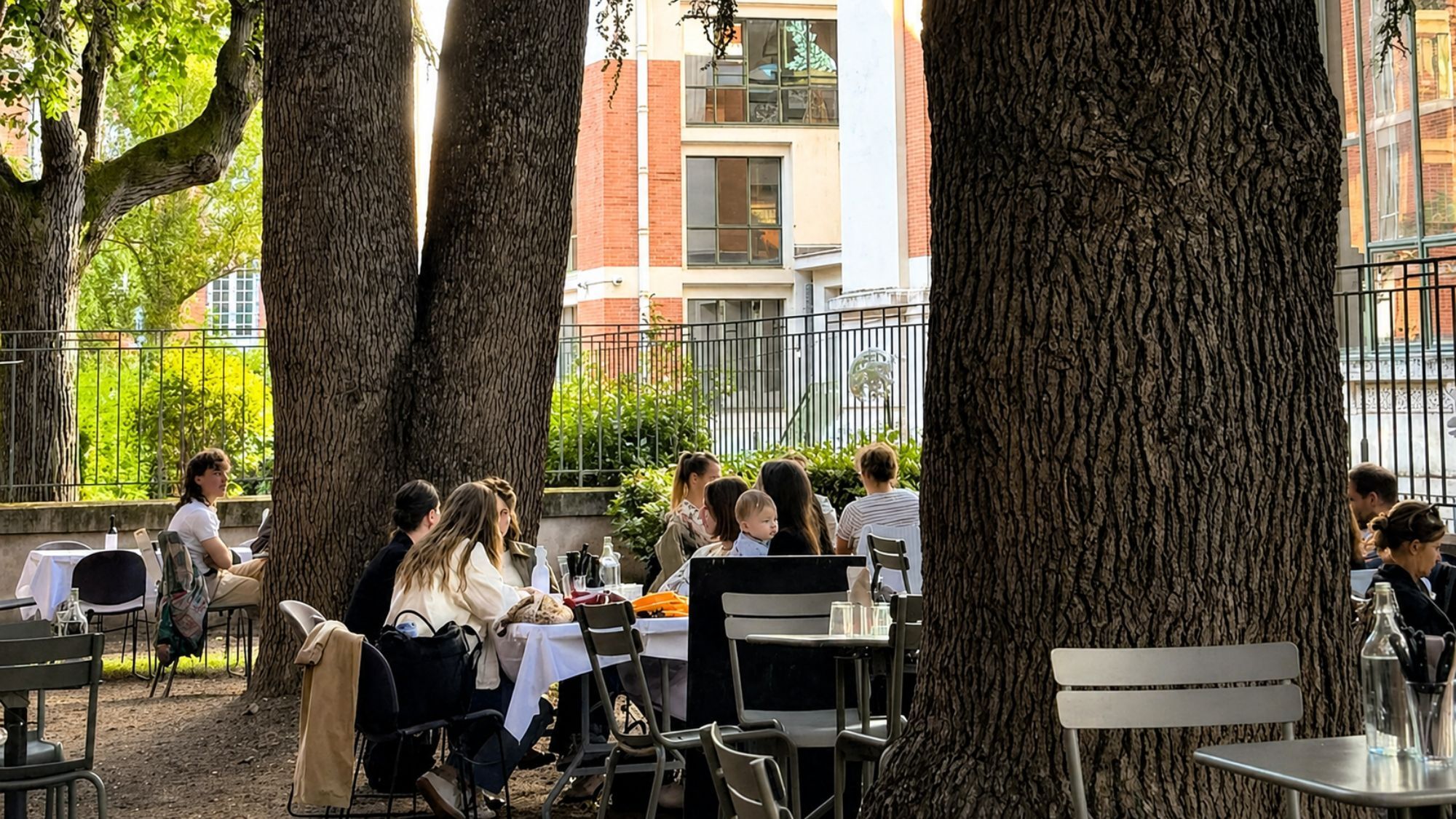 Cette nouvelle guinguette cachée qui vient d'ouvrir est le meilleur spot anti-canicule de Toulouse guinguette-la-belle-vigne-toulouse