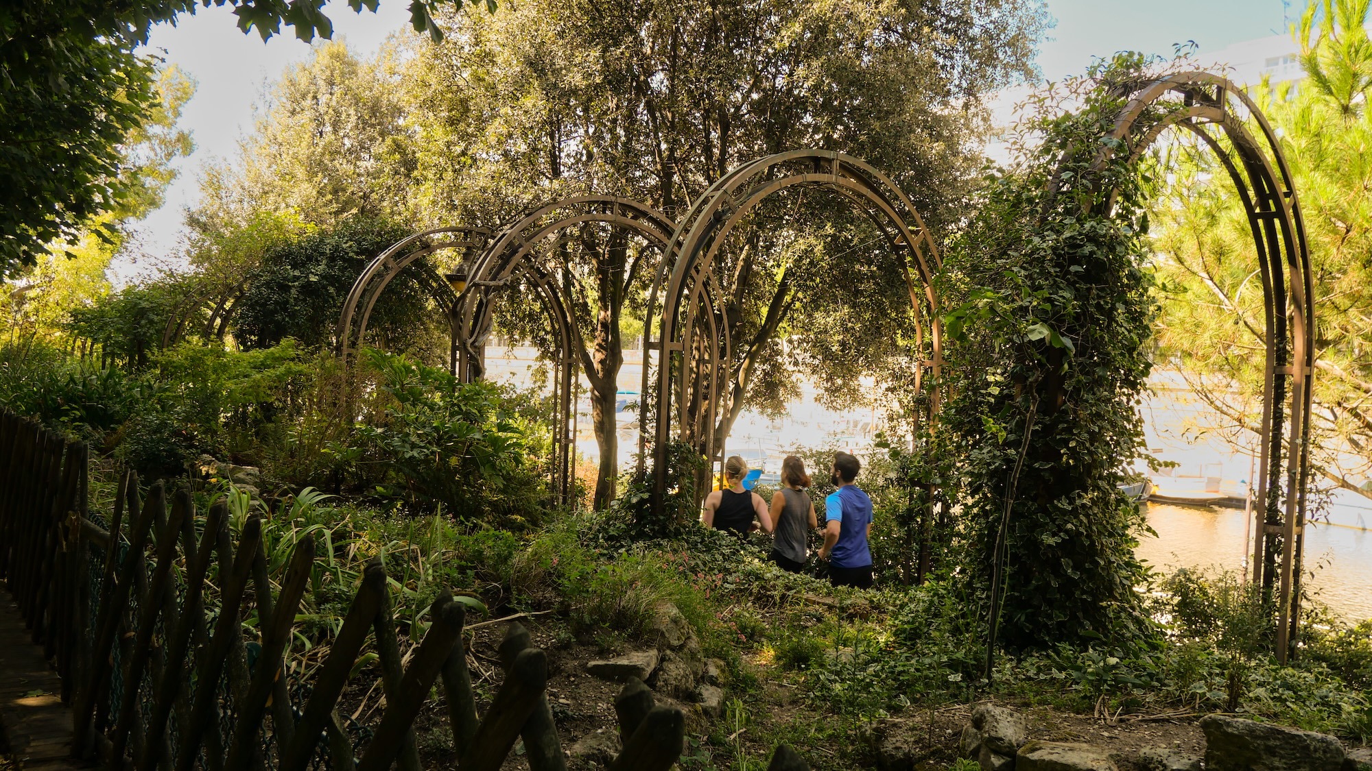 <i>Jardins ouverts</i> : le festival qui allie nature et culture tout l’été à Paris quais-parc-bastille-centre-3