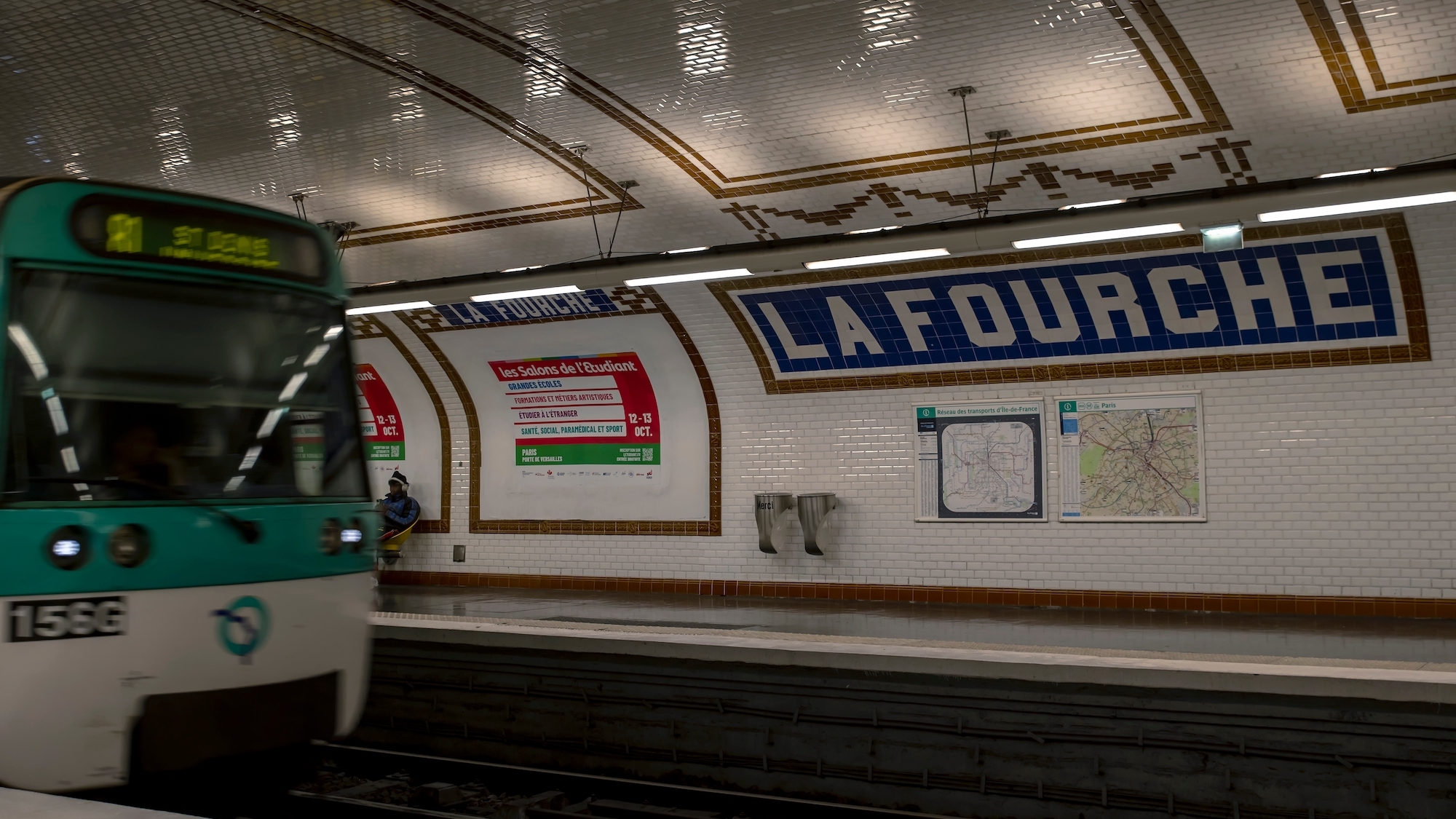 shutterstock-2532893695