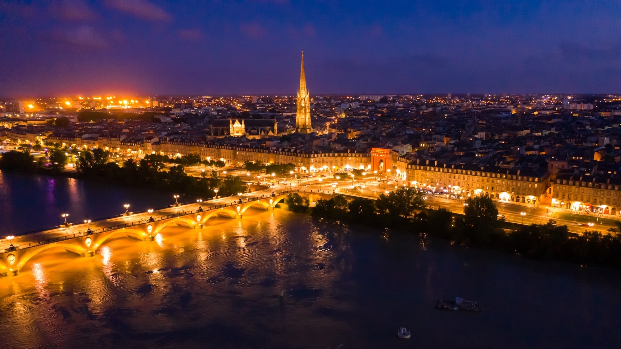 bordeaux-nuit