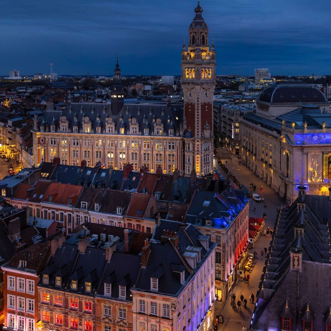 ville-nuit-beffroi-fac-ades