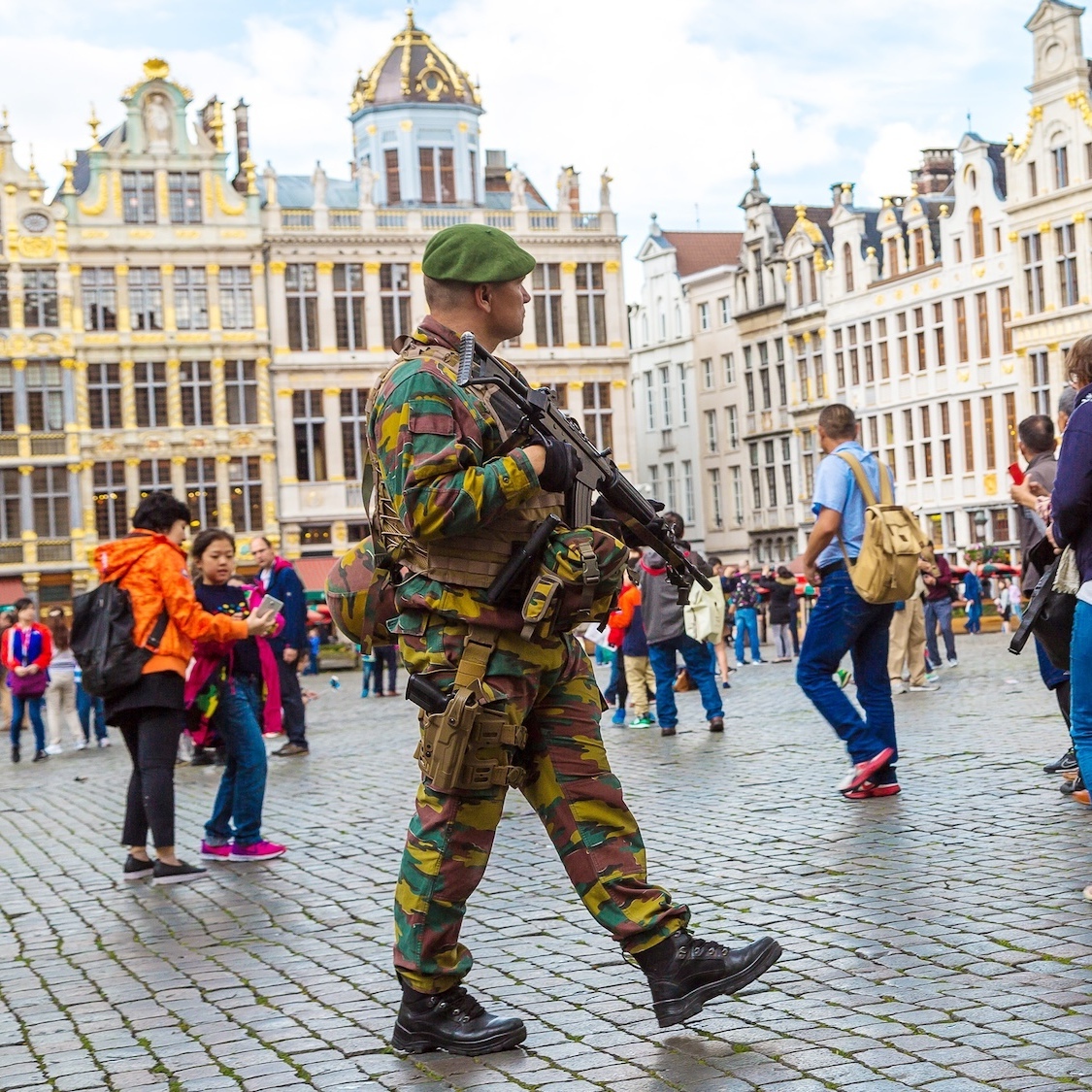 armee-belge-rues-bruxelles