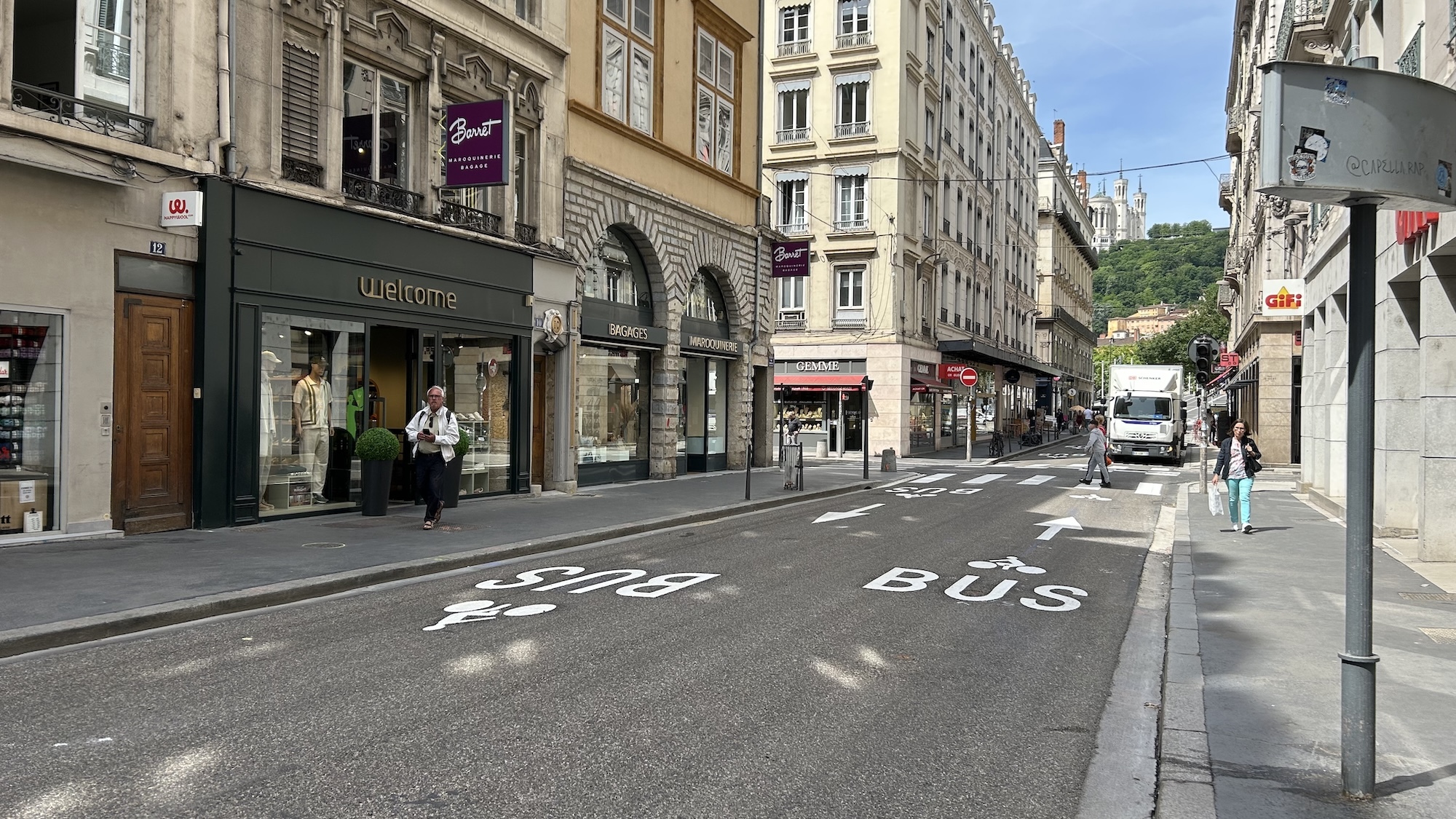 nouvelle-presidente-metropole-lyon-reouvrir-rue-gr